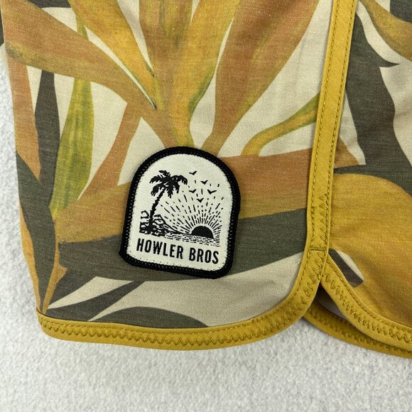 Howler Bros Bruja Board Shorts Mens 35 9" Inseam Monstera Mash Surf Swim Floral - Picture 5 of 10